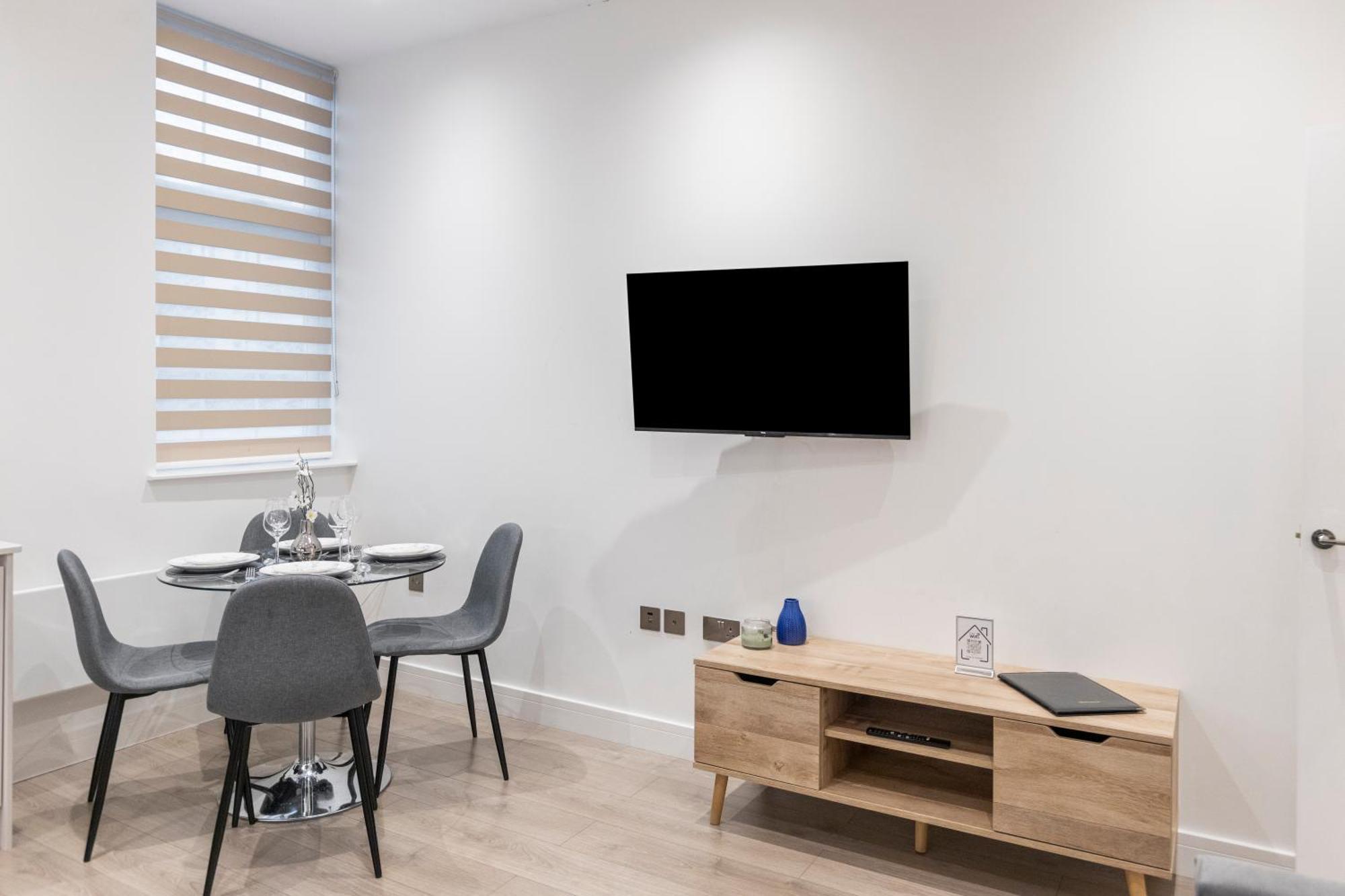 Welcoming And Spacious Apartment- Excellent Location Londres Exterior foto